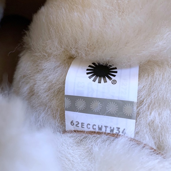 UGG Classic Double Bow Mini Chestnut Boots - Picture 6 of 7